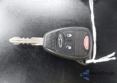 2012 Chrysler 200 Touring из США, поврежденный, VIN 1C3CCBBB0CN131942